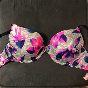 PINK/ VS bra